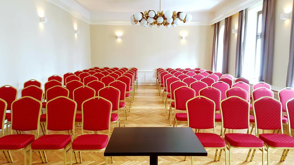 B&B Hotel Praha Nový Jičín Extérieur photo